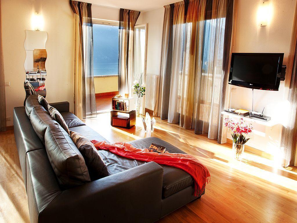 Tremezzo Residence-11 Apartments To Choose From In An Exclusive Residence By Italian Apartments Exterior foto